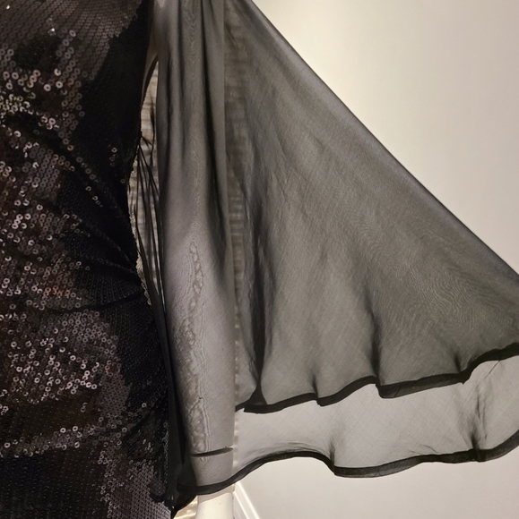 Bebe Sequin One Shoulder Party Dress. - Picture 4 of 10